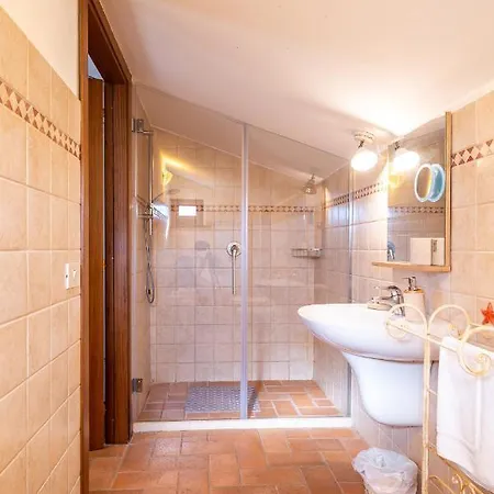 Le Vigne Farm stay